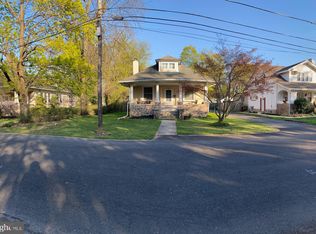 22 N Wakefield Rd, Norristown, PA 19403