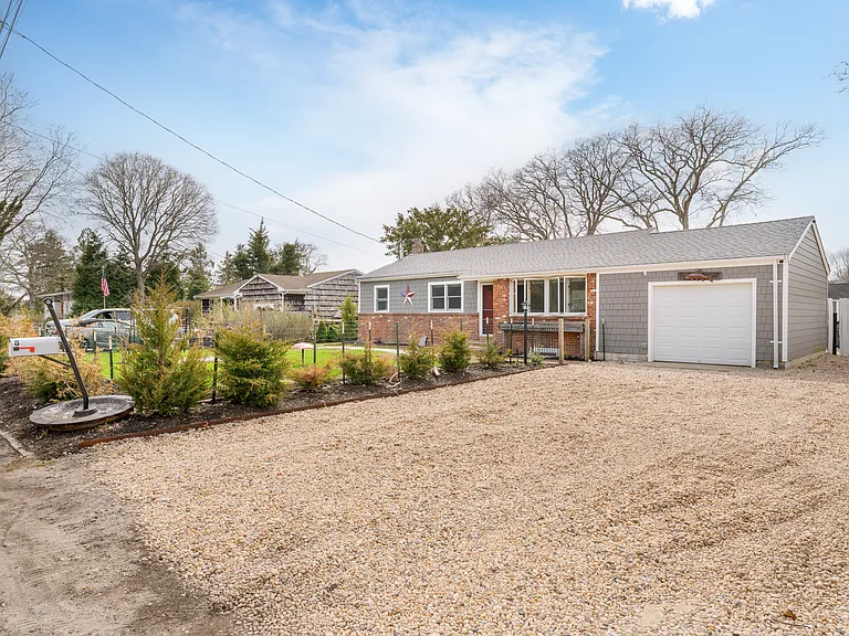 8 Flocee Ln — Photo 26
