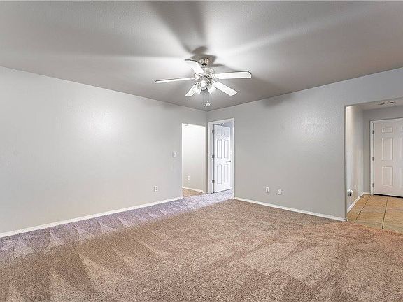 3rd image of 4100 Chapelstone Ave #1