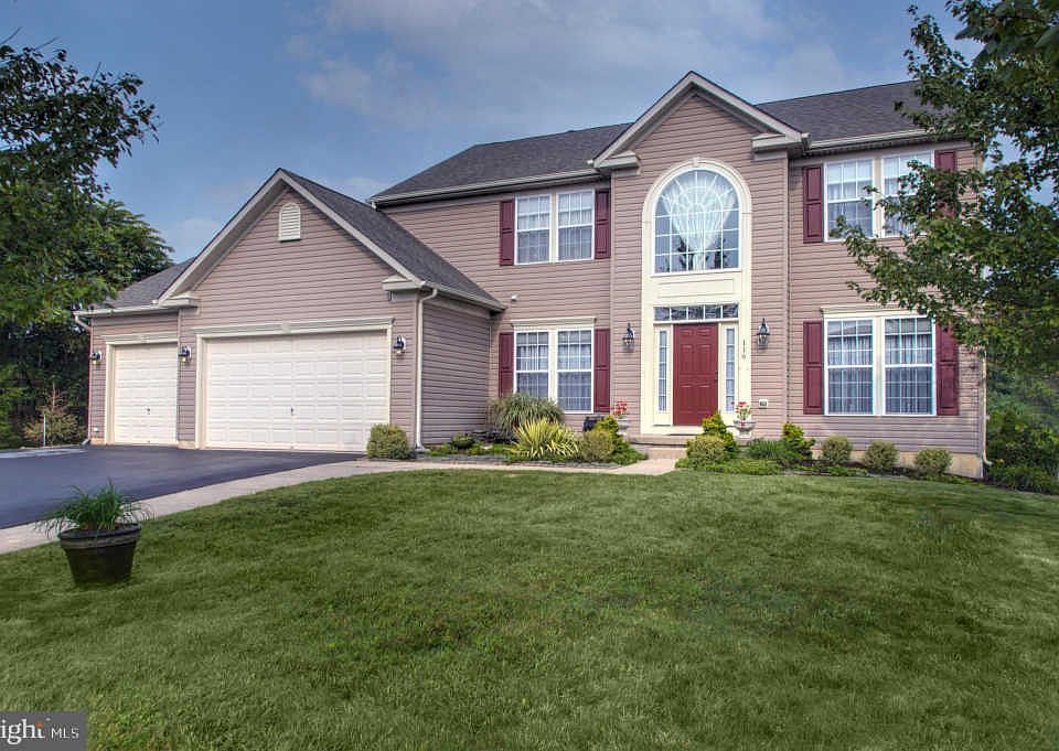1st image of 116 Lois Ln