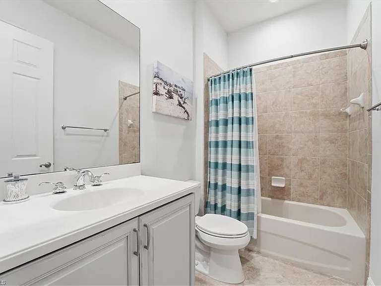 7842 Hawthorne Dr #1703 — Photo 26