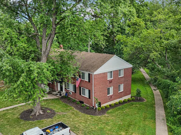 Ridley Mews, 1628 Lincoln Ave #B-5, Prospect Park, PA 19076