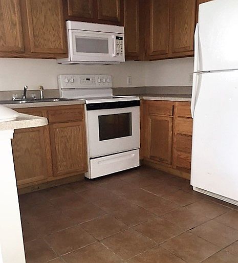 1st image of 1734 Broadway St APT B