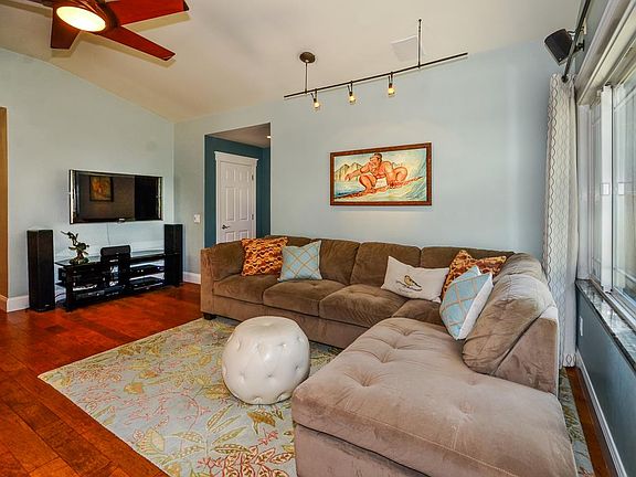 5th image of 538 Palisades Ave