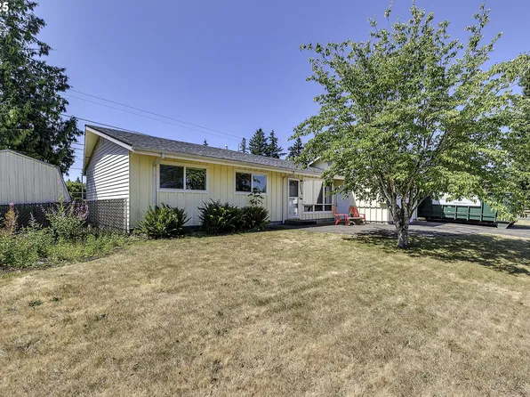 12514 NE Russell St, Portland, OR 97230