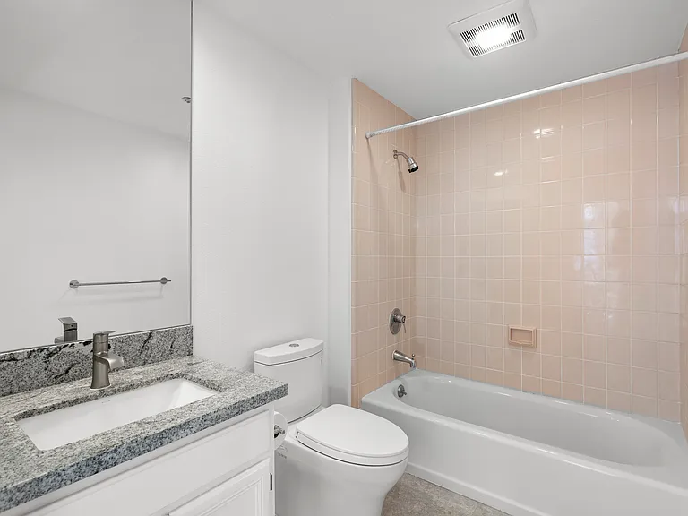 550 Ortega Ave #B227 — Photo 12