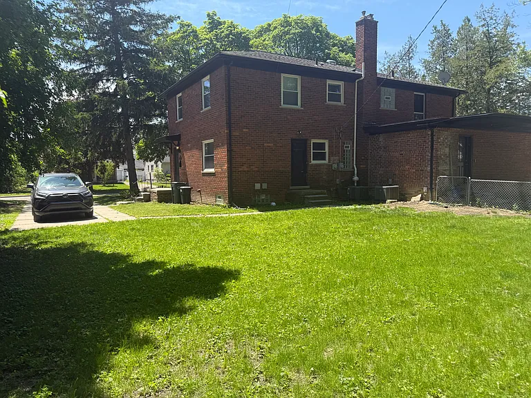13370 Ludlow Ave — Photo 16