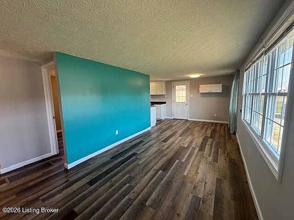 5th image of 505 Rhodelia Rd