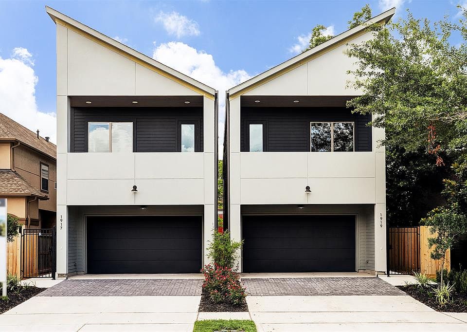 1st image of 1919 Rosewood St