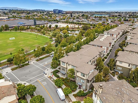 2nd image of 406 E 28th Ave