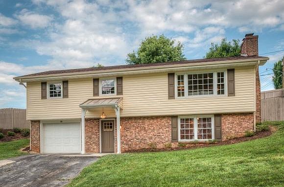 1st image of 100 Martindale Rd