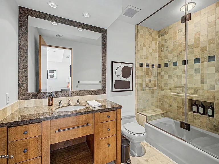 7451 N Las Brisas Ln — Photo 37
