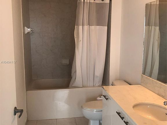 3rd image of 133 NE 2nd Ave APT 1012