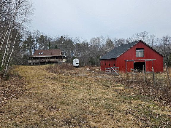 3rd image of 373 Mount Road