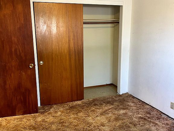 4th image of 411 - 413 Carlson Street