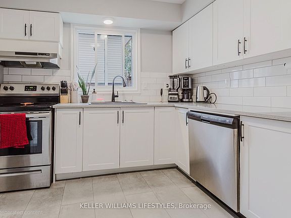 3rd image of 361 Vesta Rd