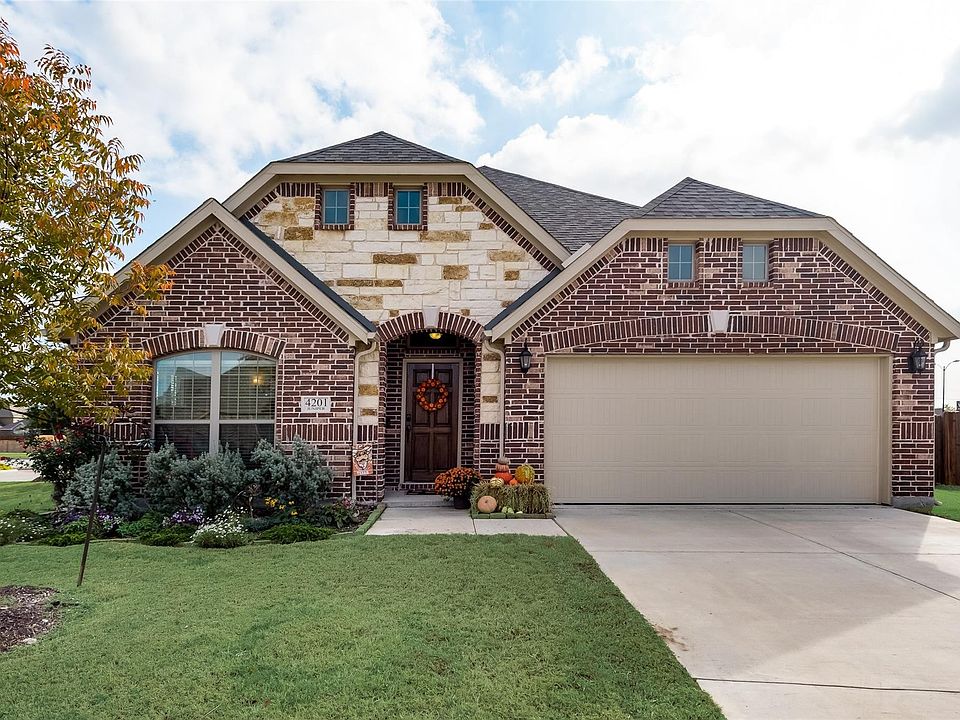 1st image of 4201 Juniper Ln