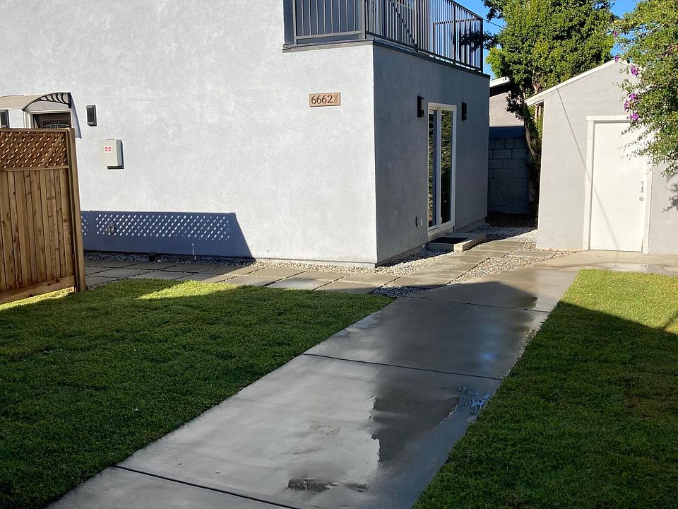 1st image of 6662 1/2 Satsuma Ave
