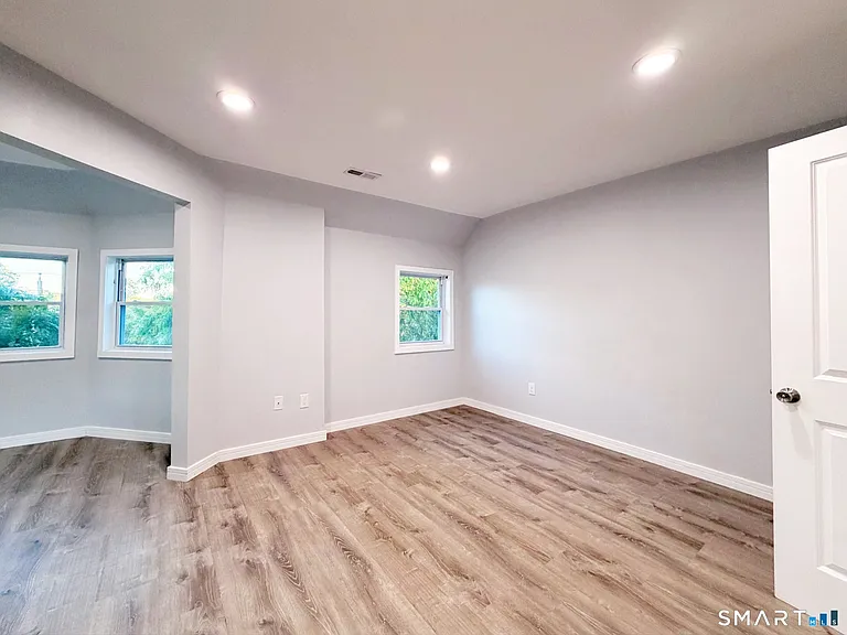 308 Alden Ave #B — Photo 19