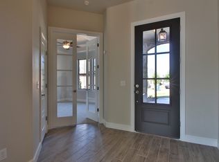 500 Conquistador Ct, Edmond, OK 73025