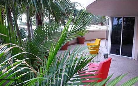 5th image of 17555 Collins Ave APT 304