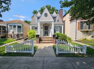3308 N Opal Ave, Chicago, IL