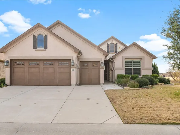 11813 Southerland Dr, Denton, TX 76207