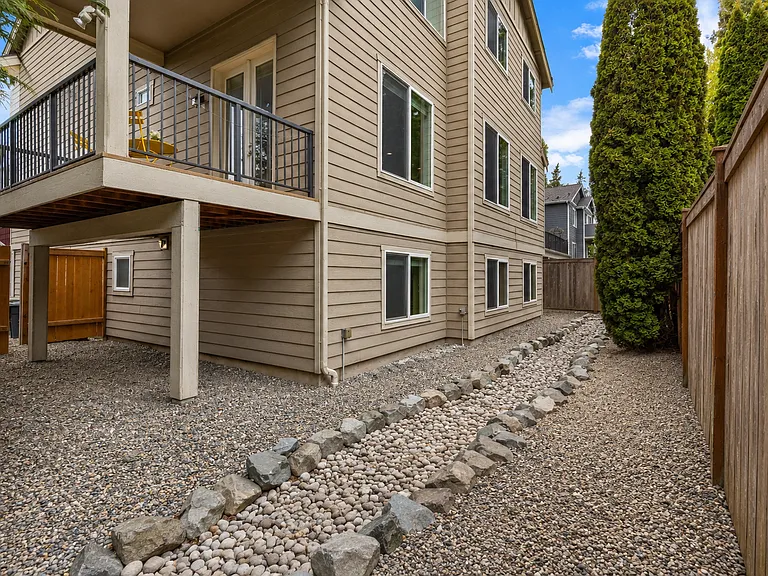 20212 83rd Pl NE — Photo 22