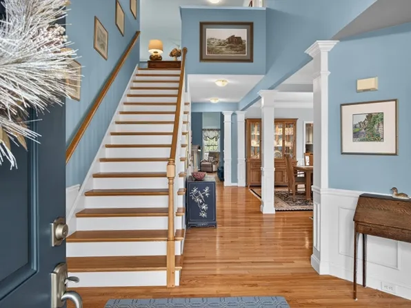 36 Champlain Cir, Plymouth, MA 02360