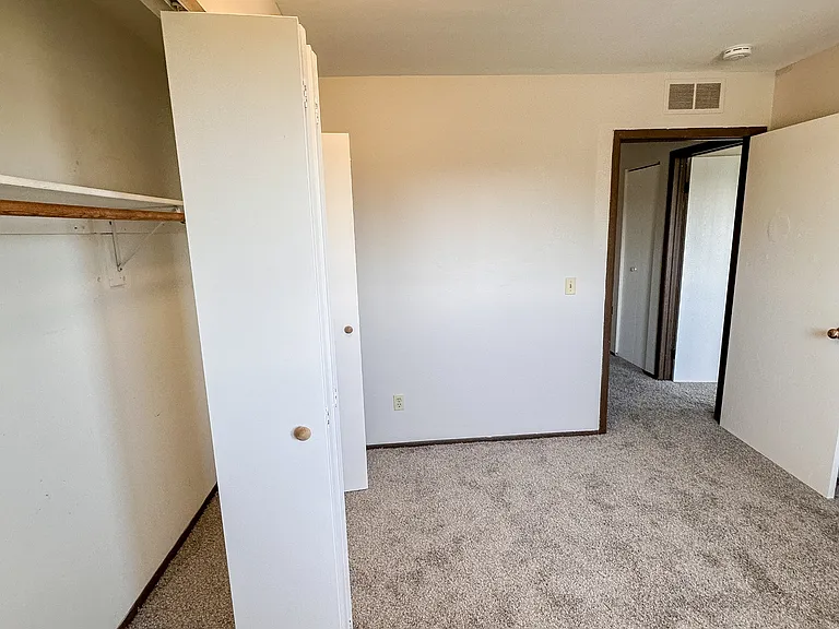 5534 W Michigan Ave — Photo 9