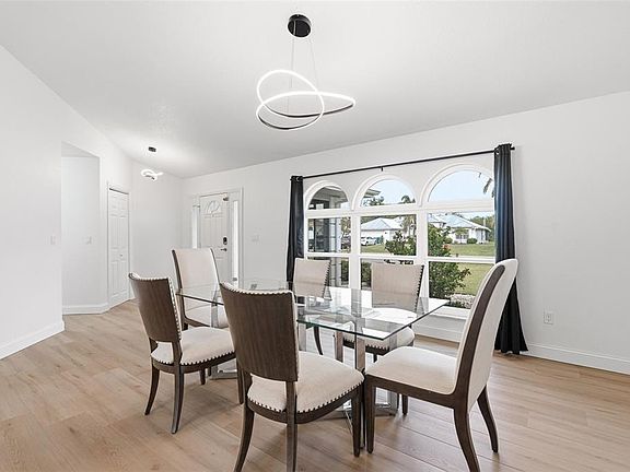 4th image of 4209 FLAMINGO BOULEVARD