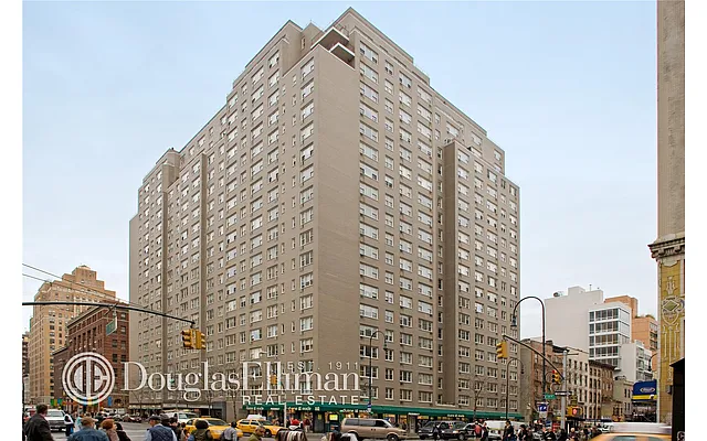 Sold by Douglas Elliman | media 17