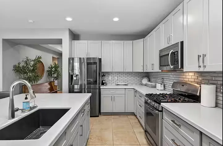 7822 W Peck Dr — Photo 18