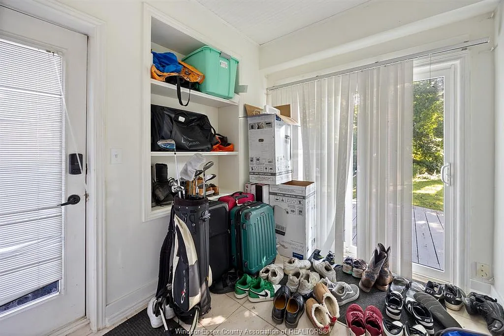 6 bed, $740 — Photo 4