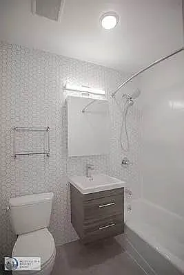 Rented by Metropolitan Property Group | media 31