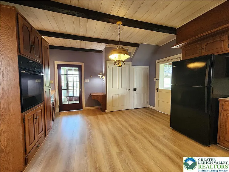 4939 Indian Creek Rd — Photo 5