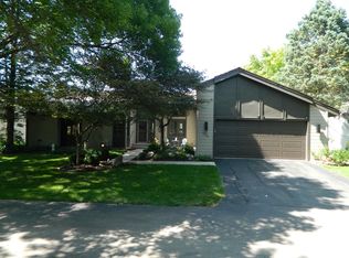 5404 Winding Creek Pl, Rockford, IL