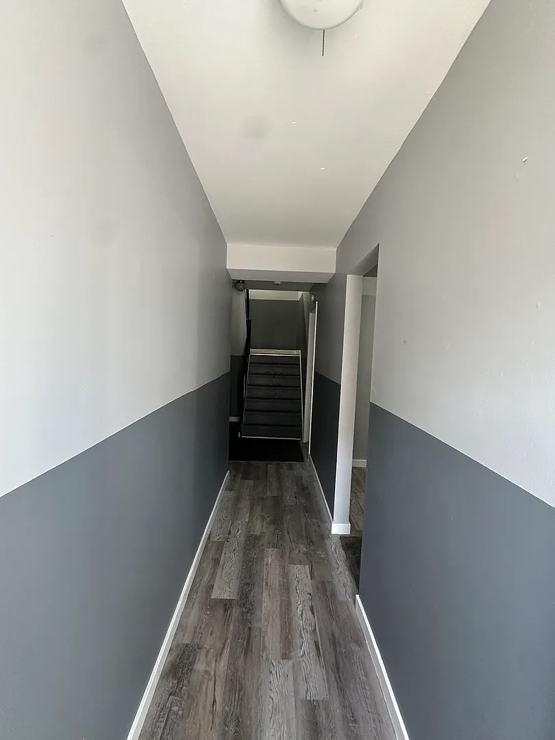 2 bed, 950 sqft, $1,500 — Photo 2