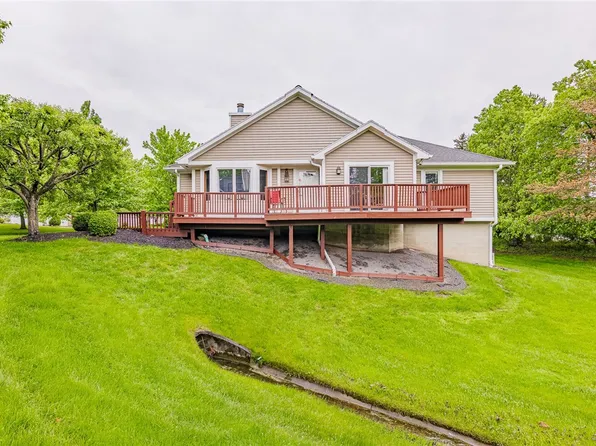 57 Waterford Cir, Rochester, NY 14618
