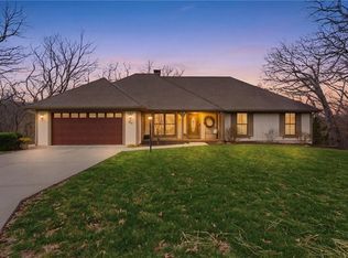812 High Dr, Excelsior Springs, MO 64024