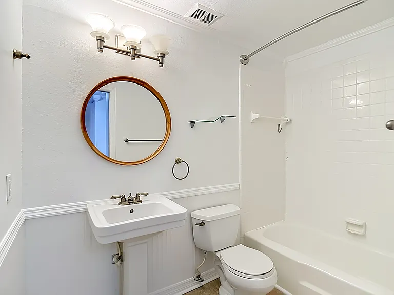 8733 Bay Pointe Dr — Photo 39