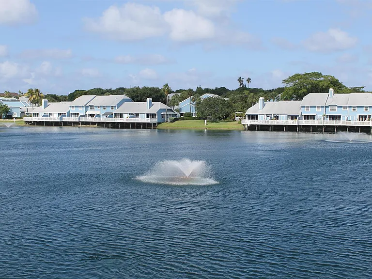 1120 Ocean Dunes Cir — Photo 35