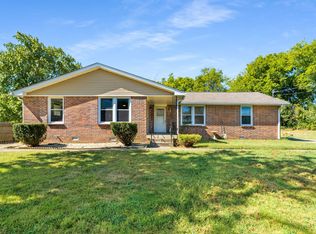 282 Southburn Dr, Hendersonville, TN 37075
