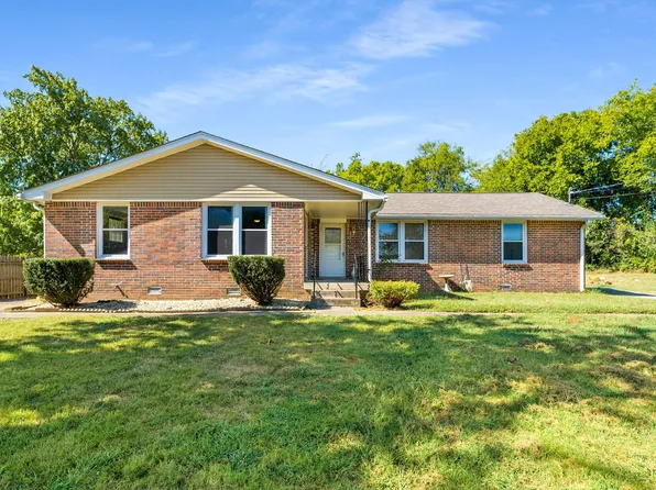282 Southburn Dr, Hendersonville, TN 37075