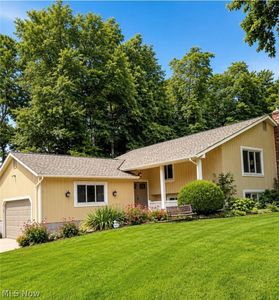 9000 Bluejay Ln, Mentor, OH, 44060