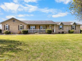 116 Vols Ln, La Follette, TN 37766