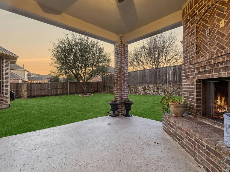 112 Chatfield Dr — Photo 22