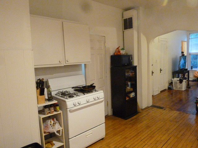 1st image of 2334 N Wayne Ave #2