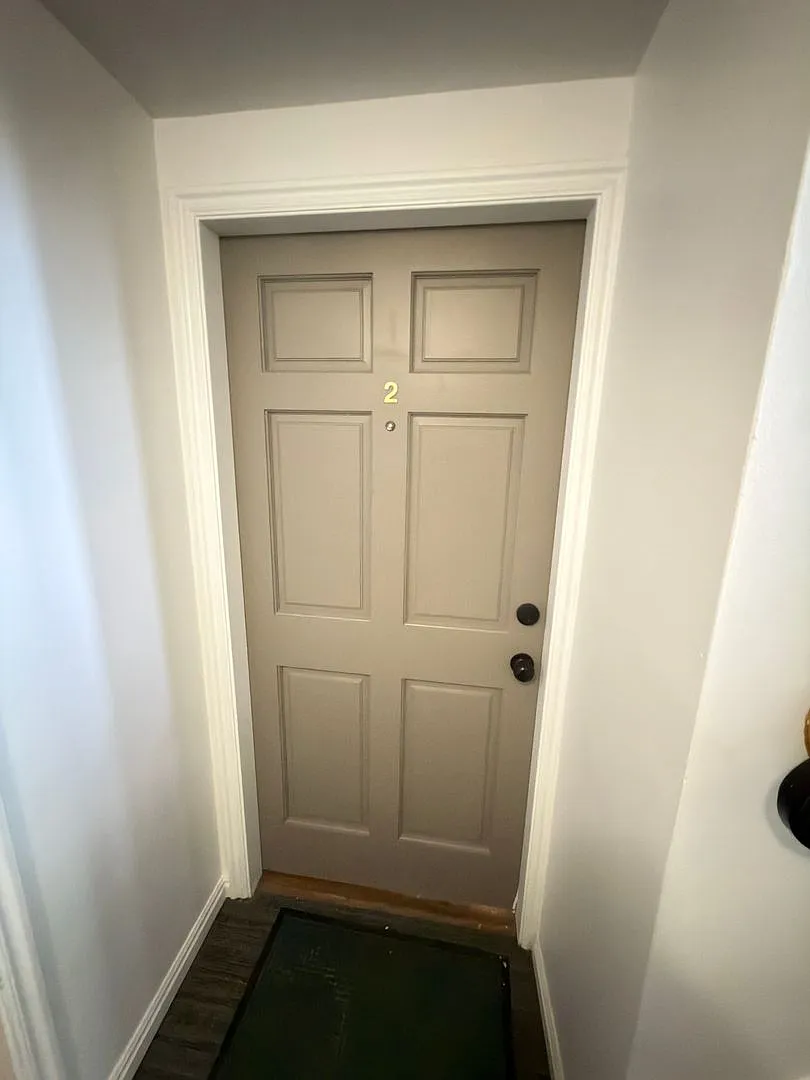 1 Bed 1 Bath Apartment for Rent in Salt Lake City — Photo 2