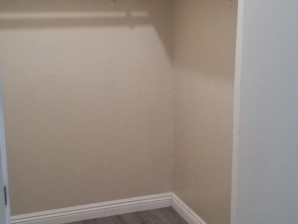 1st image of 1155 W 4th St APT 37